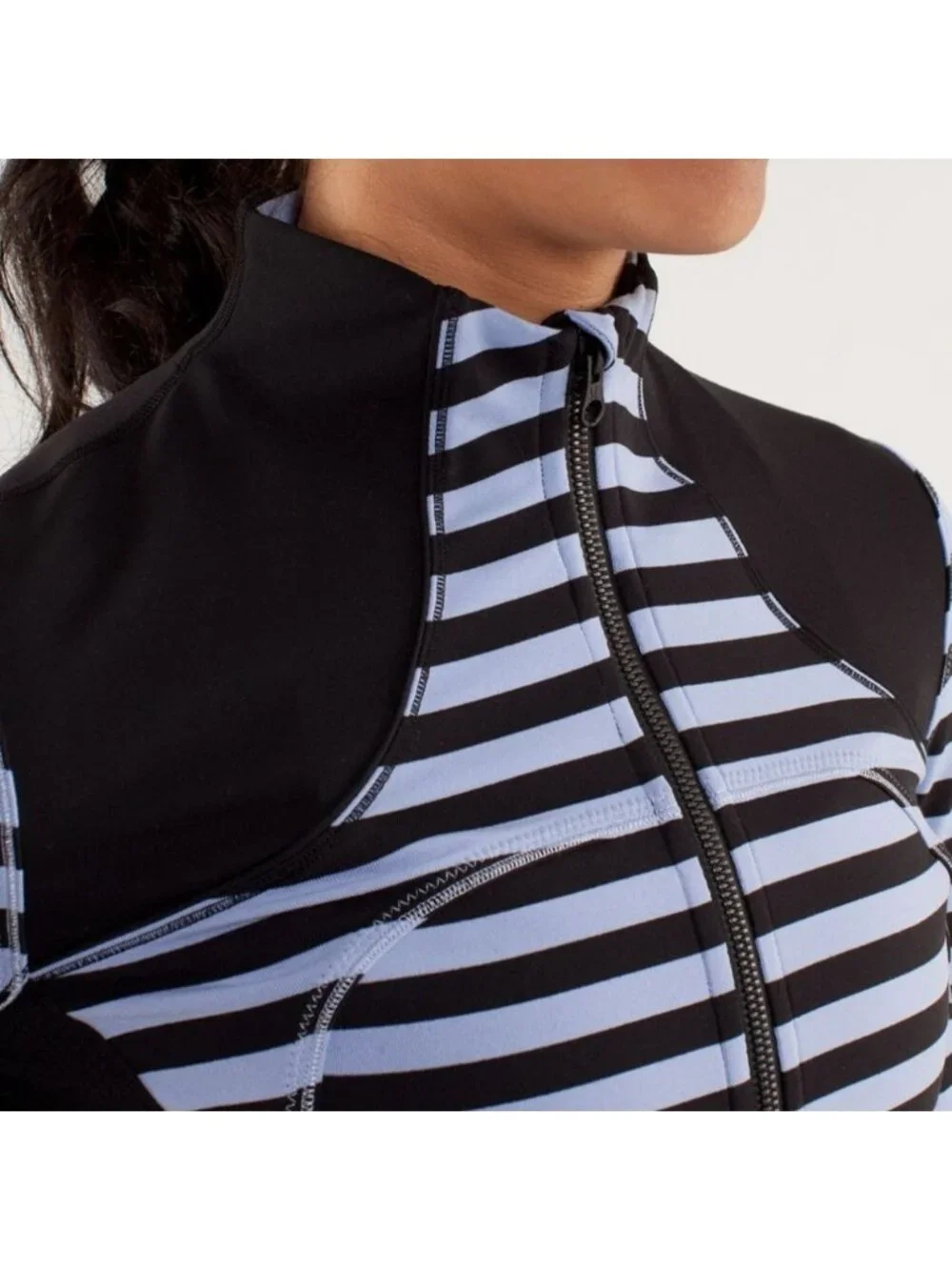 Lululemon Forme Jacket Sea Stripe Polar Haze Black / Black